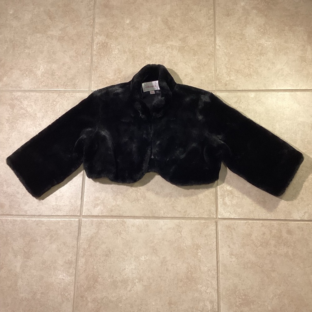 Xhilaration Black Faux Fur Cropped Shrug Juniors Large